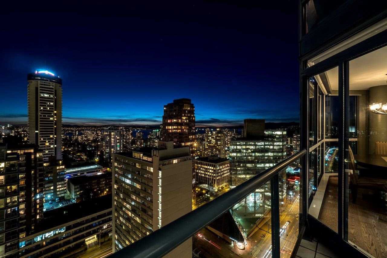 Main Photo: 2401 1415 W GEORGIA STREET in Vancouver: Coal Harbour Condo for sale (Vancouver West) : MLS®# R2034954