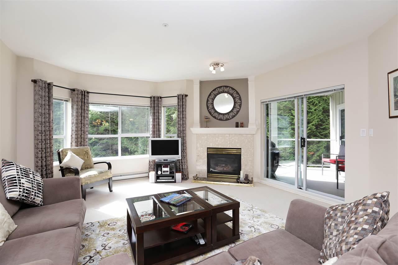 Main Photo: 305 1283 PARKGATE AVENUE in North Vancouver: Northlands Condo for sale : MLS®# R2214506