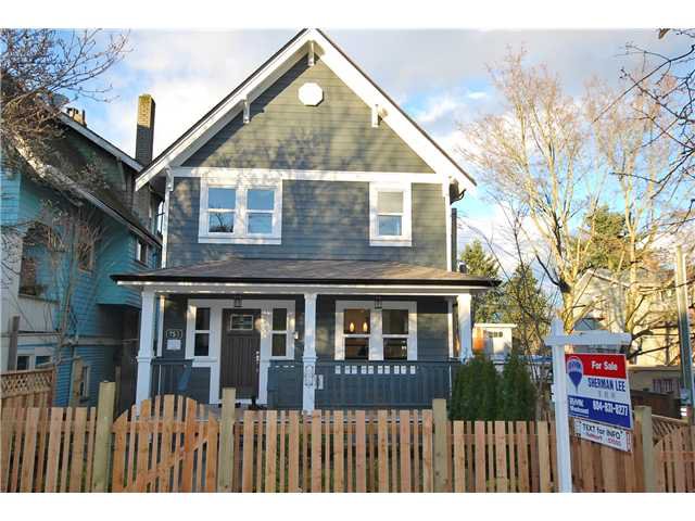 Main Photo: 753 E 11TH AV in Vancouver: Mount Pleasant VE House 1/2 Duplex for sale (Vancouver East) : MLS®# V1027525