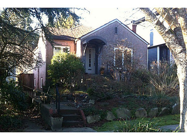 Main Photo: 5919 Holland Street in Vancouver: Southlands House for sale (Vancouver West) : MLS®# V1039460