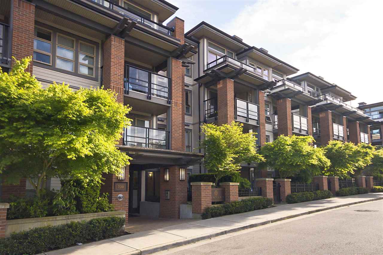 Main Photo: 426 738 E 29TH AVENUE in Vancouver: Fraser VE Condo for sale (Vancouver East) : MLS®# R2068425