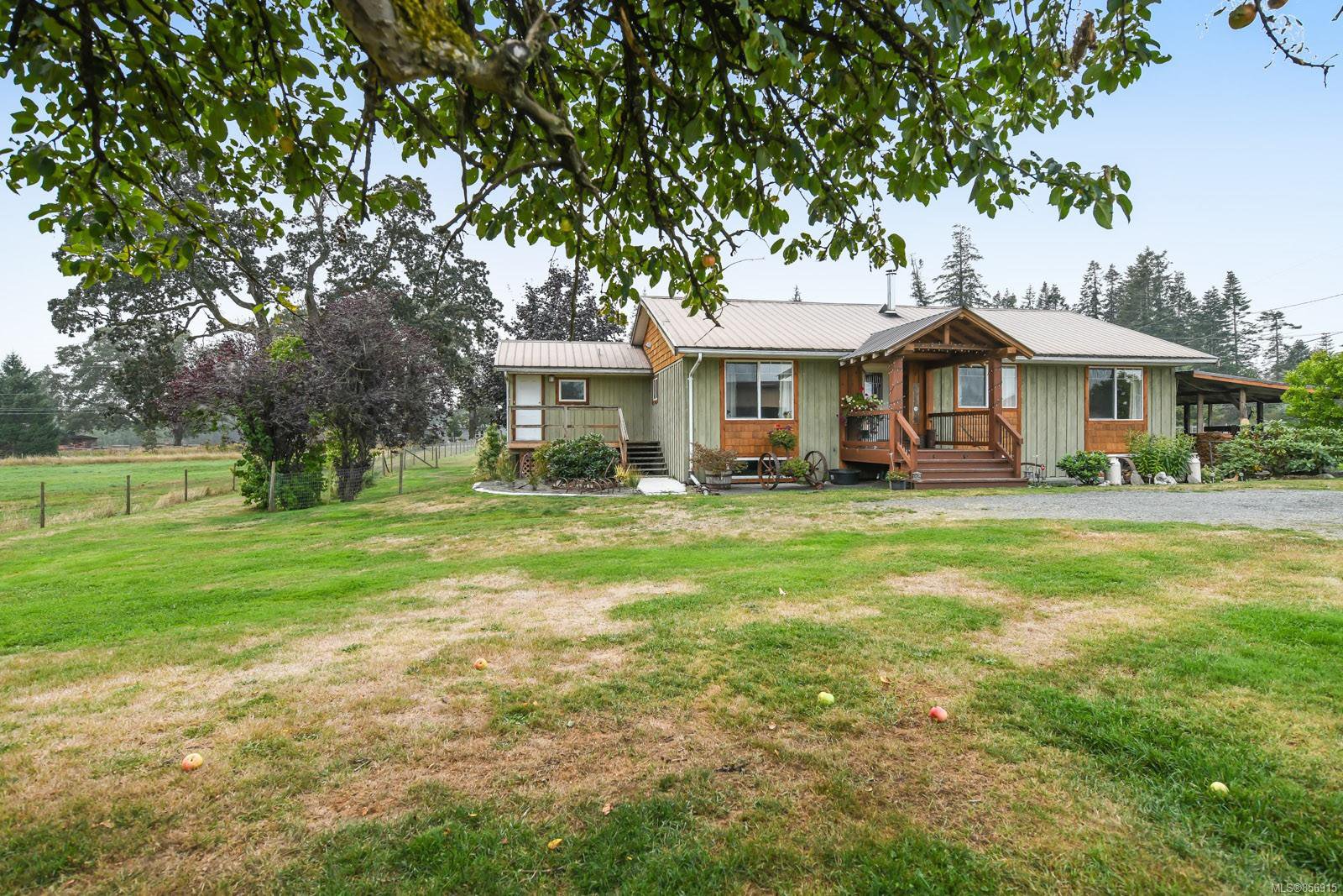 Main Photo: 5308&5318 Headquarters Rd in : CV Courtenay North House for sale (Comox Valley) : MLS®# 856915