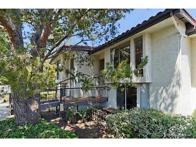 Main Photo: LA COSTA Townhouse for sale : 2 bedrooms : 2400 Altisma Way #B in Carlsbad