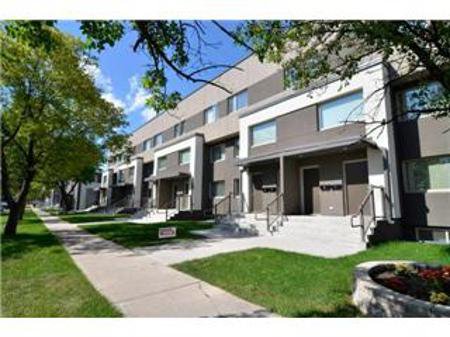 Main Photo: 10-1265 TROY AVE.: Residential for sale (North End)