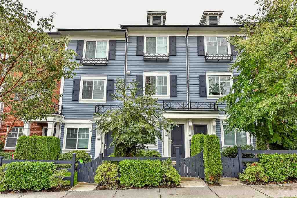 Main Photo: 59 8767 162 STREET in Surrey: Fleetwood Tynehead Townhouse for sale : MLS®# R2105747