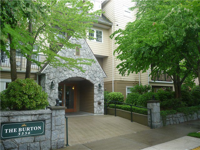 Main Photo: # 206 5556 14TH AV in Tsawwassen: Cliff Drive Condo for sale : MLS®# V1028651
