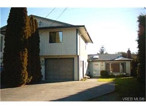 Main Photo: in VICTORIA: La Goldstream Half Duplex for sale (Langford) : MLS®# 358536