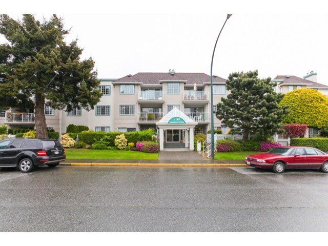 Main Photo: # 201 1140 55TH ST in Tsawwassen: Tsawwassen Central Condo for sale : MLS®# V1118885