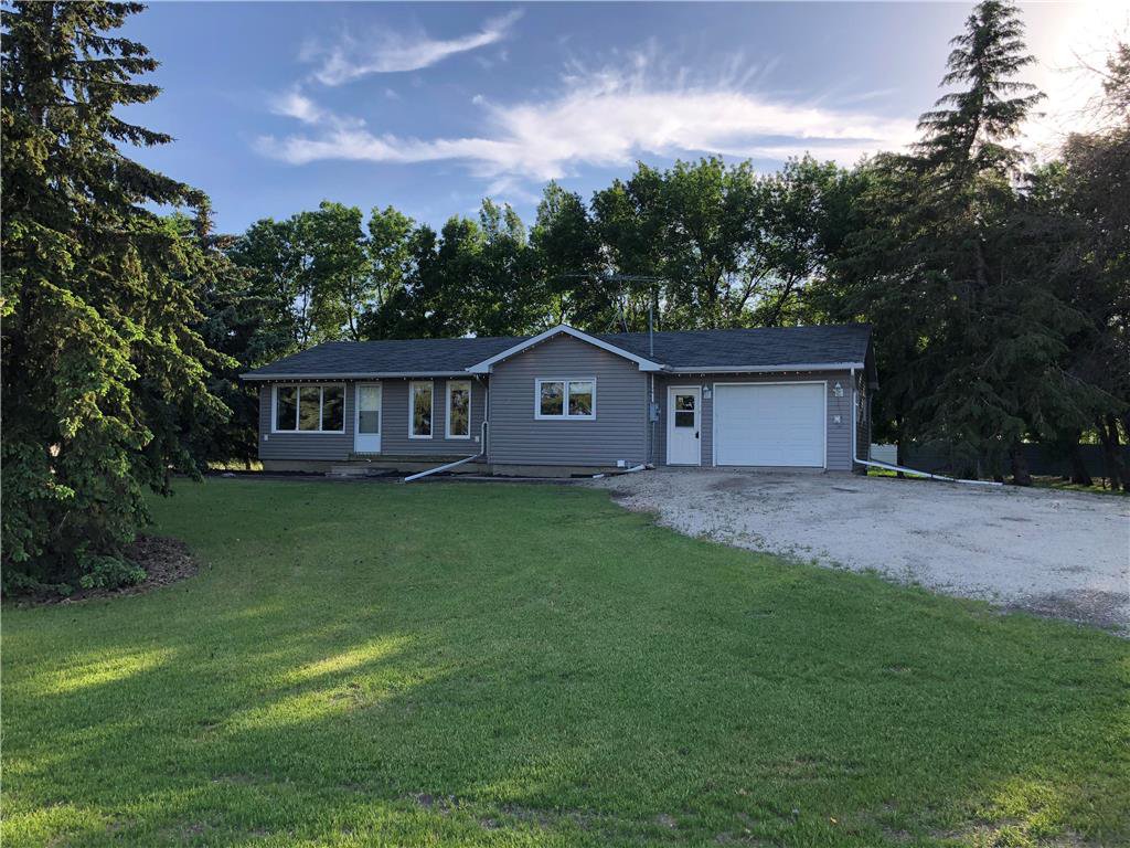 Main Photo: 21082 Road 7W Street in Lowe Farm: R17 Residential for sale : MLS®# 202013775