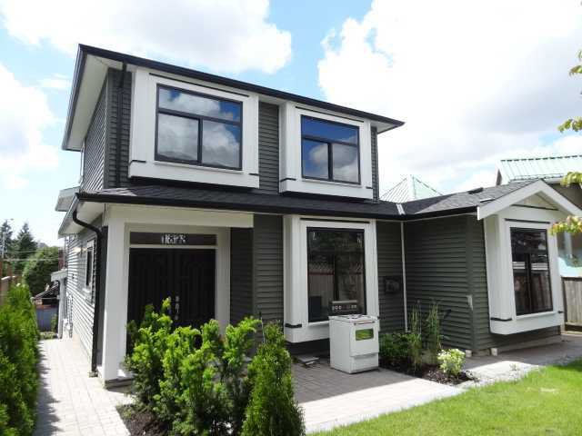 Main Photo: 1828 ISLAND AV in Vancouver: Fraserview VE House for sale (Vancouver East) : MLS®# V1140847