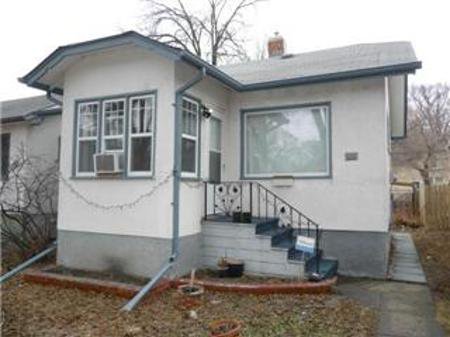 Main Photo: 763 Lipton Street: Residential for sale (West End) : MLS®# 1204537