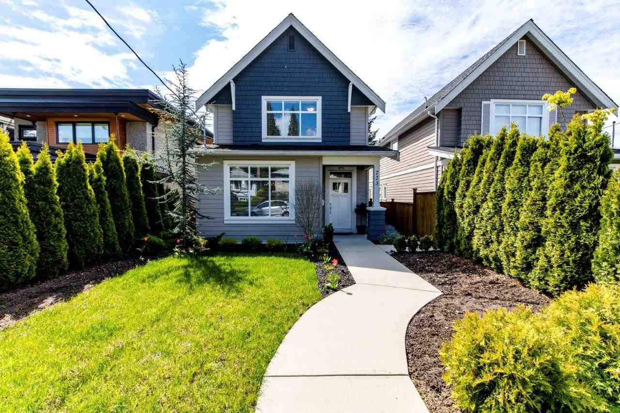 Main Photo: 723 E 15TH STREET in North Vancouver: Boulevard House for sale : MLS®# R2363687
