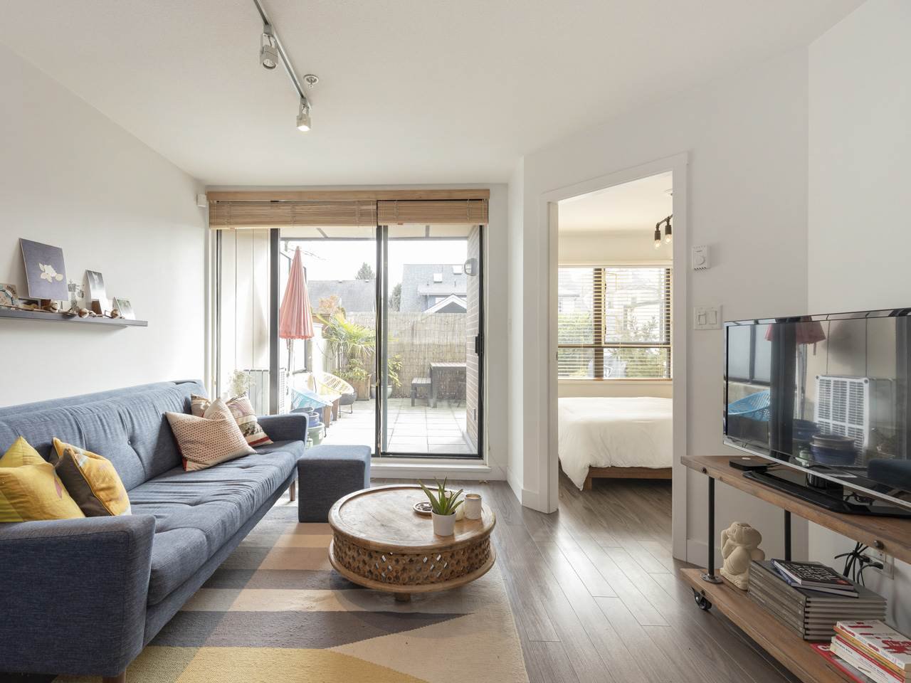 Main Photo: 210 2150 E HASTINGS STREET in Vancouver: Hastings Condo for sale (Vancouver East) : MLS®# R2345358