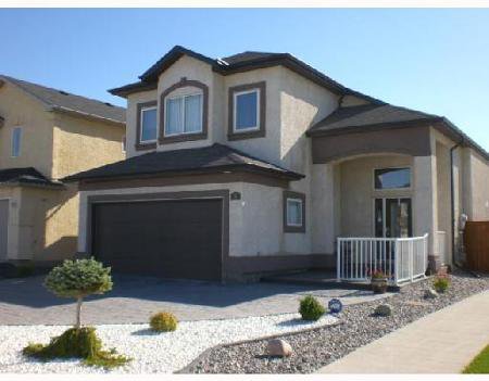 Main Photo: 2 BARONA COVE: Residential for sale (Amber Trails) : MLS®# 2819220