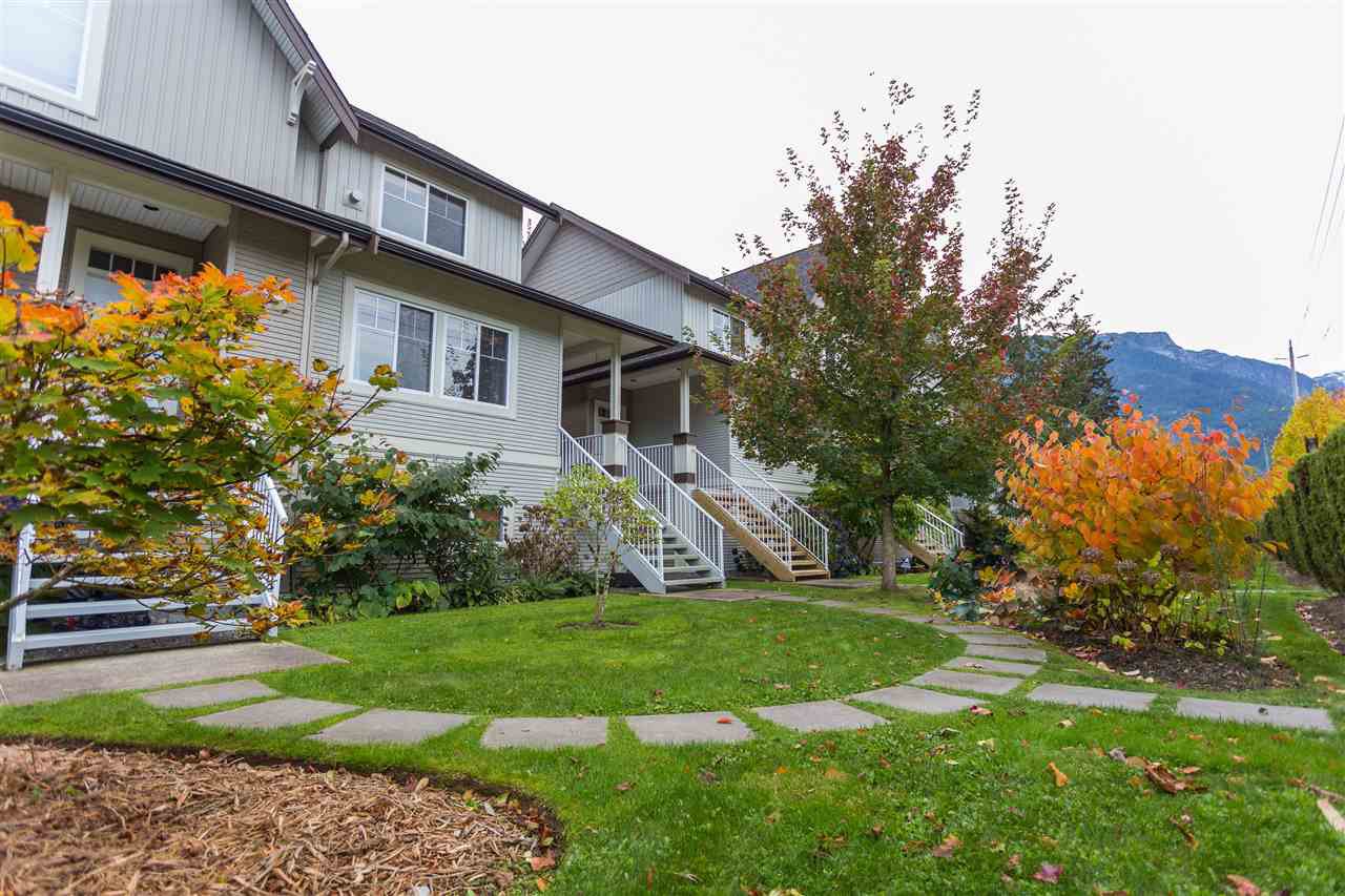Main Photo: 11 1800 MAMQUAM ROAD in Squamish: Garibaldi Estates House 1/2 Duplex for sale : MLS®# R2116468