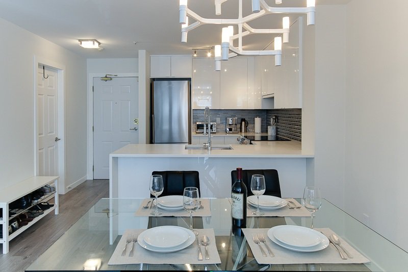 Main Photo: 206 2815 YEW STREET in Vancouver: Kitsilano Condo for sale (Vancouver West) : MLS®# R2064254