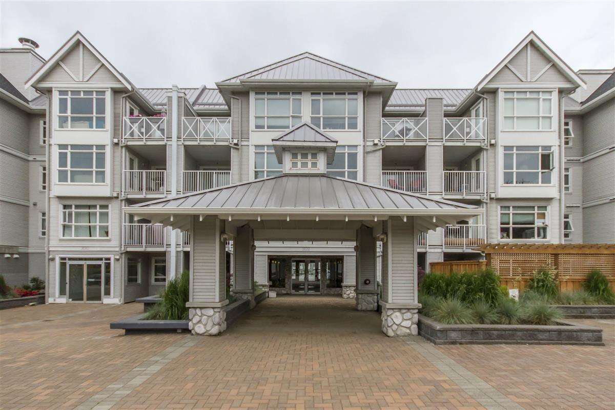 Main Photo: 212 3122 ST JOHNS STREET in Port Moody: Port Moody Centre Condo for sale : MLS®# R2270692