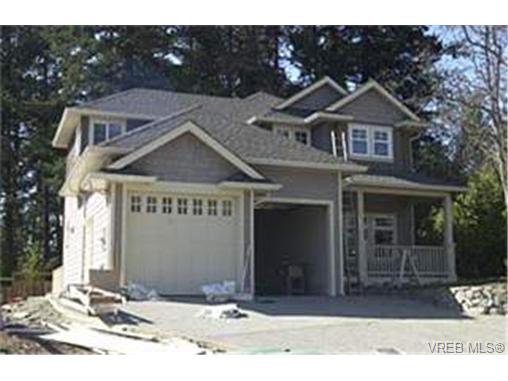 Main Photo: 537 Caselton Pl in VICTORIA: SW Royal Oak House for sale (Saanich West) : MLS®# 333092