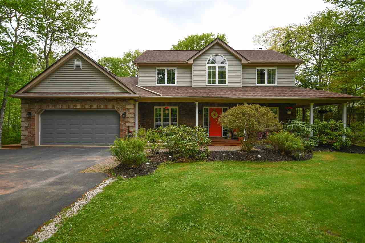Main Photo: 43 Bristol Avenue in Stillwater Lake: 21-Kingswood, Haliburton Hills, Hammonds Pl. Residential for sale (Halifax-Dartmouth) : MLS®# 202009938