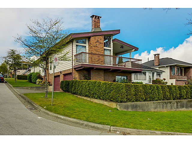 Main Photo: 2580 KASLO ST in Vancouver: Renfrew VE House for sale (Vancouver East) : MLS®# V1114634