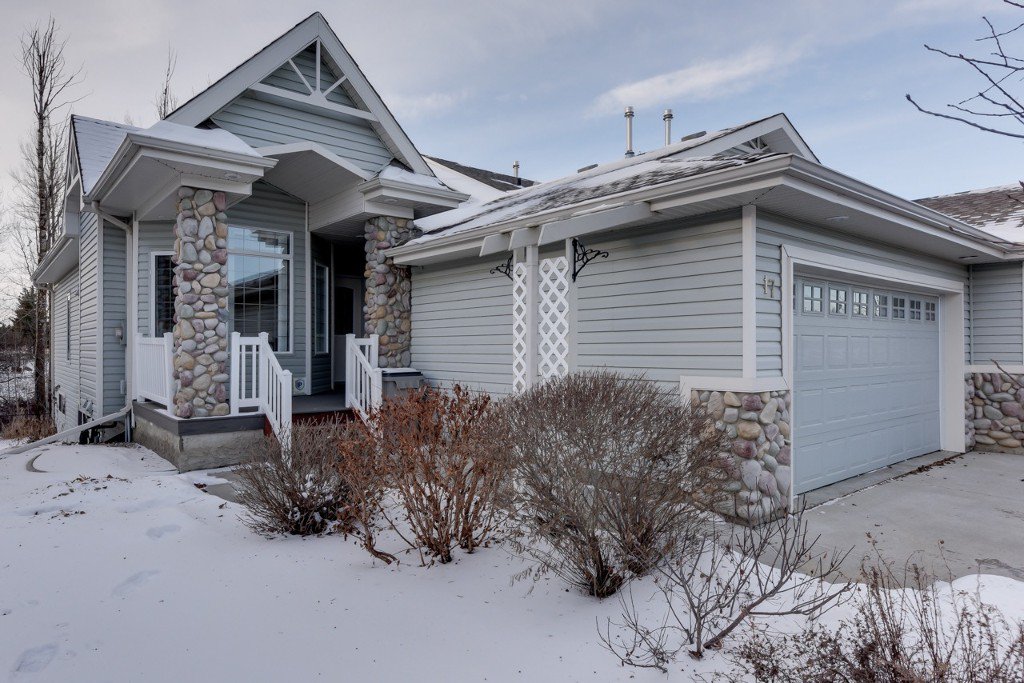 Main Photo: 17 Briarwood Village: Stony Plain House Half Duplex for sale : MLS®# E4046011