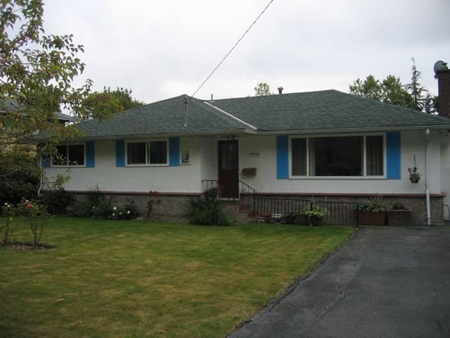 Main Photo: 3500 TRUMOND Avenue in Richmond: Seafair House for sale : MLS®# V973310