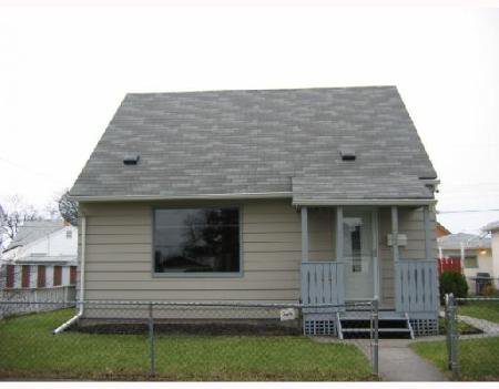Main Photo: 1133 REDWOOD AVE.: Residential for sale (North End) : MLS®# 2718688