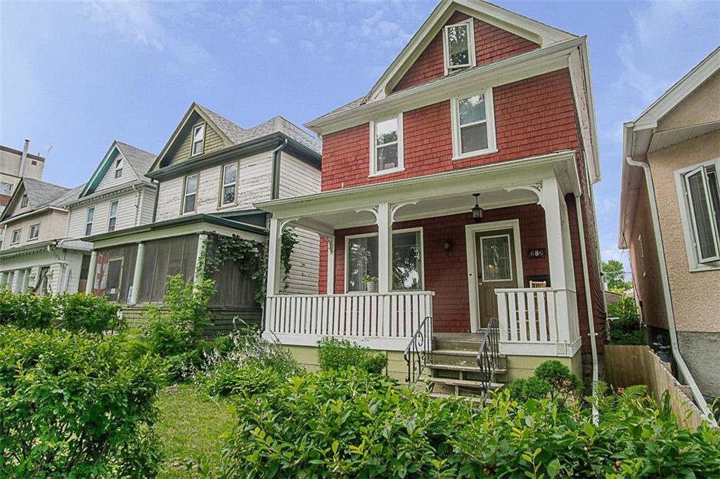 Welcome to 686 Home Street!