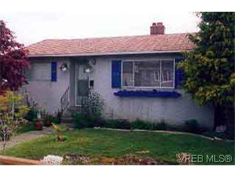 Main Photo: 2921 Gosworth Rd in VICTORIA: Vi Oaklands Single Family Detached for sale (Victoria) : MLS®# 186983