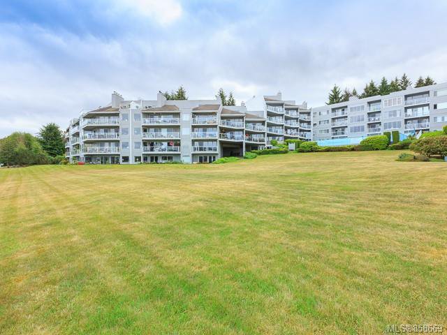 Main Photo: 510 2562 Departure bay Rd in : Na Departure Bay Condo for sale (Nanaimo) : MLS®# 858669