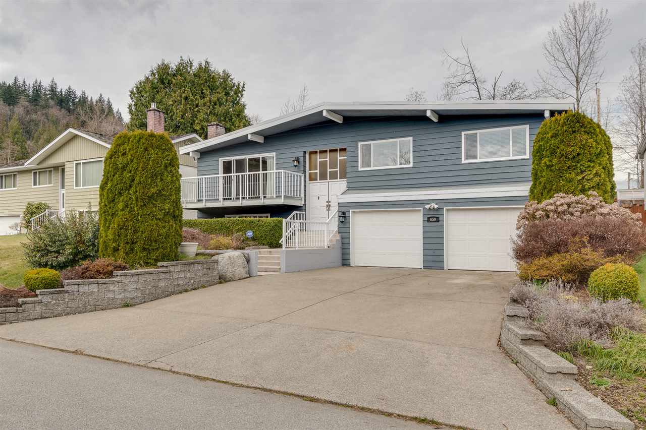 Main Photo: 650 FORESS DRIVE in Port Moody: Glenayre House for sale : MLS®# R2368530