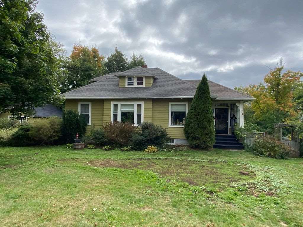 Main Photo: 2562 Highway 1 in Aylesford: 404-Kings County Residential for sale (Annapolis Valley) : MLS®# 202020527