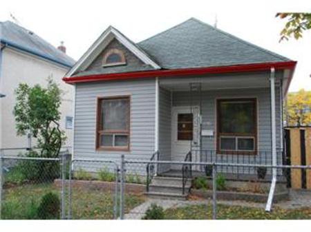 Main Photo: 696 Maryland: Residential for sale (West End) : MLS®# 1120646