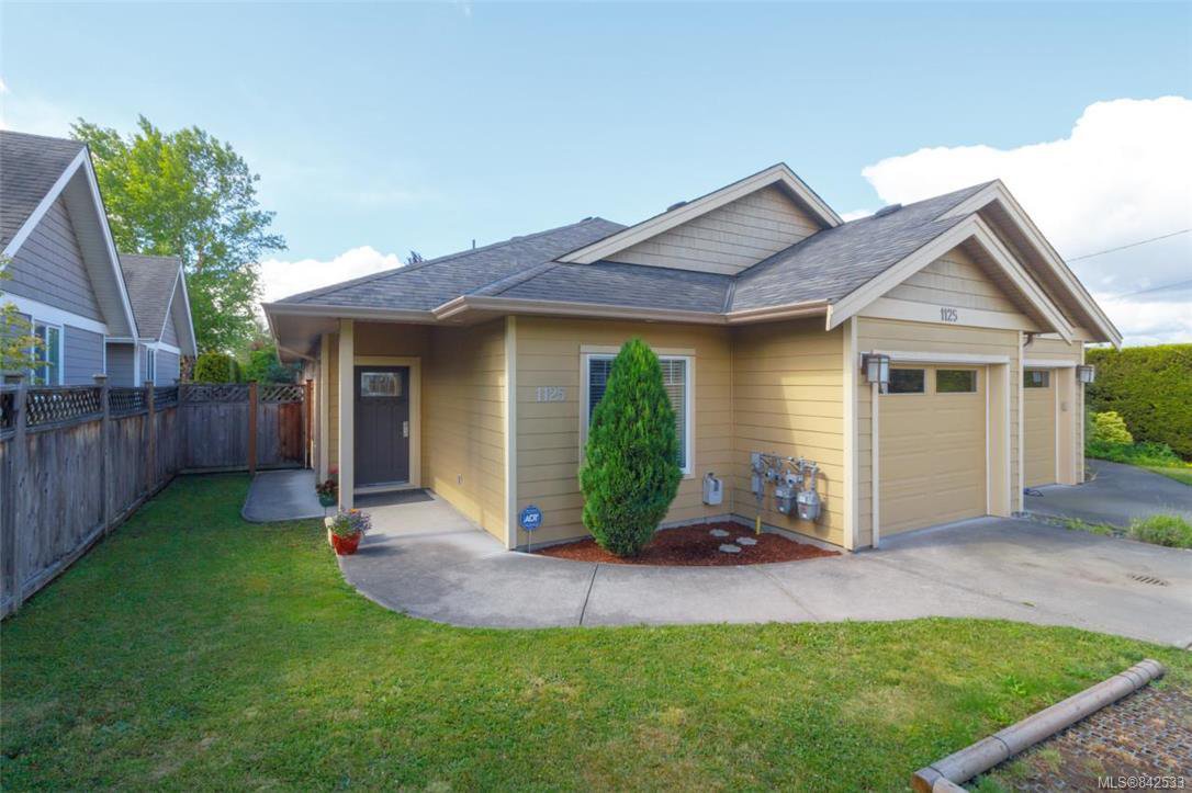 Main Photo: 1125 Verdier Ave in Central Saanich: CS Brentwood Bay Half Duplex for sale : MLS®# 842533