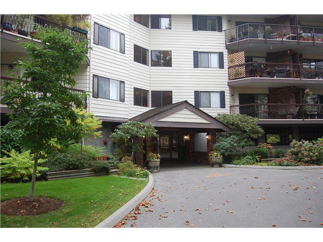 Main Photo: 306 10160 Ryan Road in Richmond: South Arm Condo for sale : MLS®# v1089771