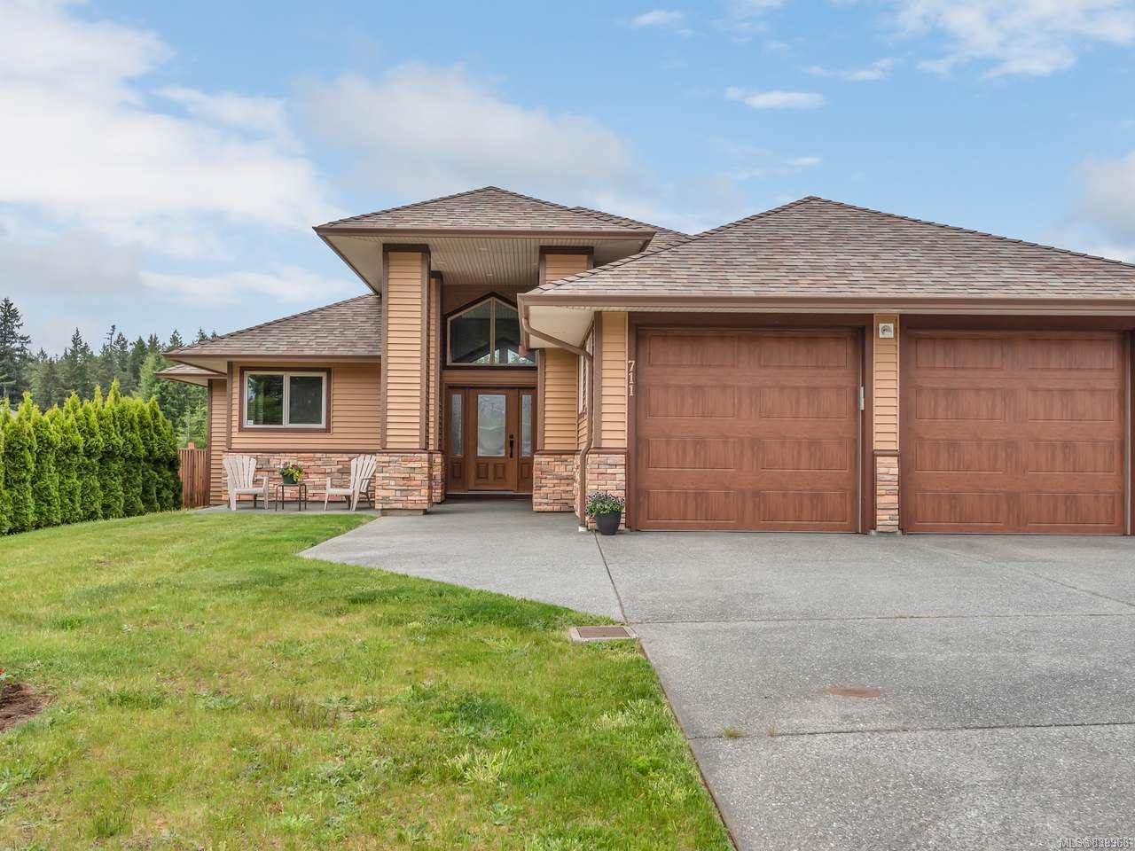Main Photo: 711 Gemsbok Dr in CAMPBELL RIVER: CR Campbell River Central House for sale (Campbell River) : MLS®# 839968