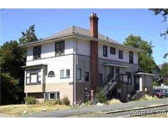 Main Photo: in VICTORIA: Vi Fairfield West Multi Family for sale (Victoria) : MLS®# 425902