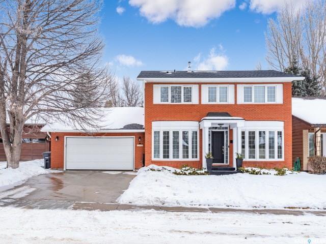 Main Photo: 551 Tobin Crescent in Saskatoon: Lawson Heights Residential for sale : MLS®# SK798034