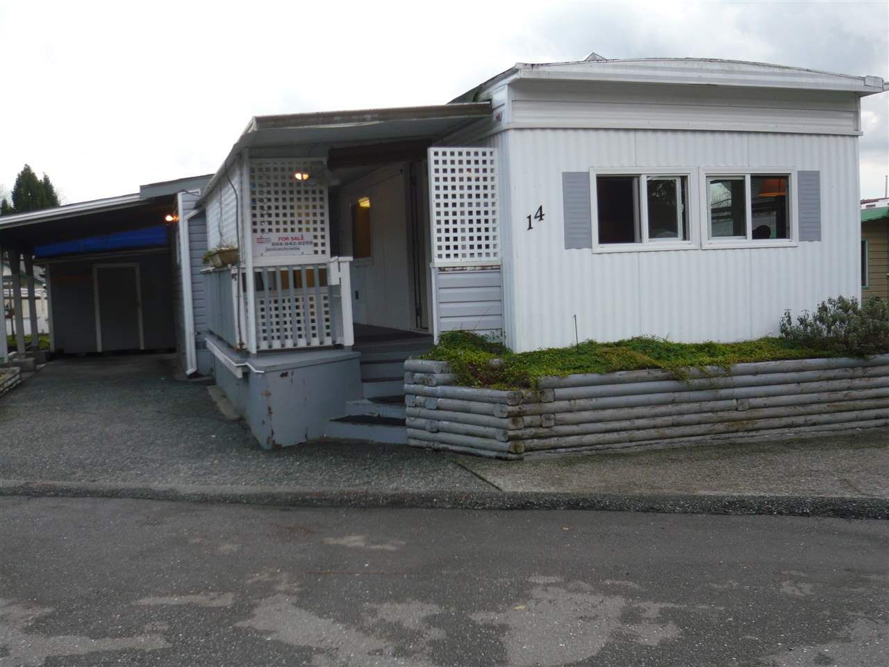 Main Photo: 14 201 CAYER STREET in Coquitlam: Maillardville Manufactured Home for sale : MLS®# R2033187
