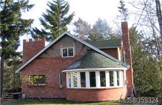 Main Photo: in SHAWNIGAN LAKE: ML Shawnigan House for sale (Malahat & Area) : MLS®# 359324