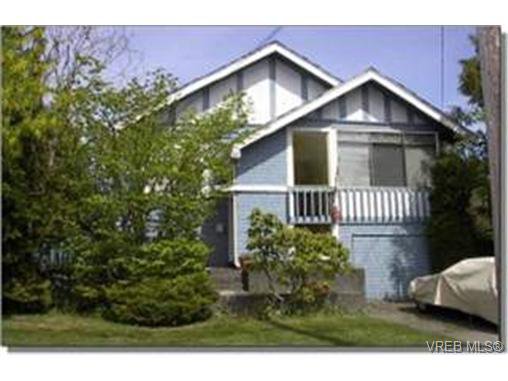 Main Photo: 2238 Windsor Rd in VICTORIA: OB South Oak Bay House for sale (Oak Bay) : MLS®# 336915