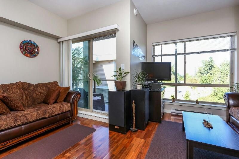 Main Photo: 412 13789 107A AVENUE in Surrey: Whalley Condo for sale (North Surrey) : MLS®# R2249978