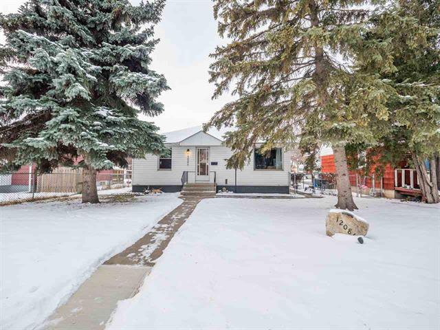Main Photo: 12086 58 ST NW in Edmonton: Zone 06 House for sale : MLS®# E4183600