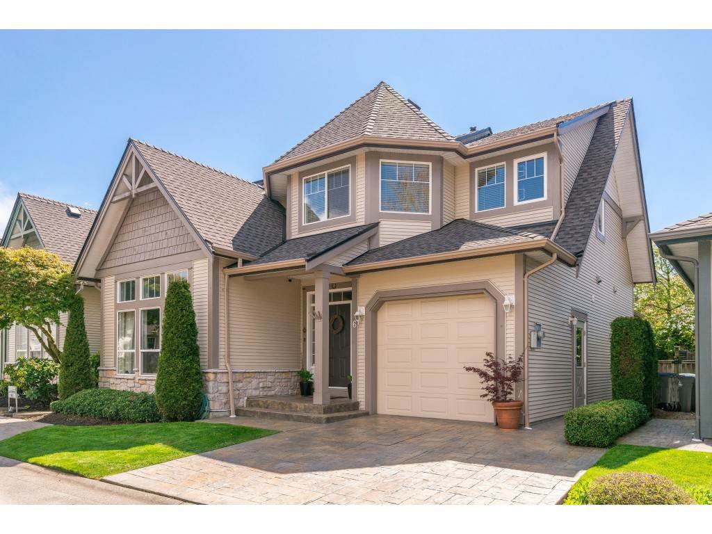 Main Photo: 6 6177 169 STREET in Surrey: Cloverdale BC Townhouse for sale (Cloverdale) : MLS®# R2364005