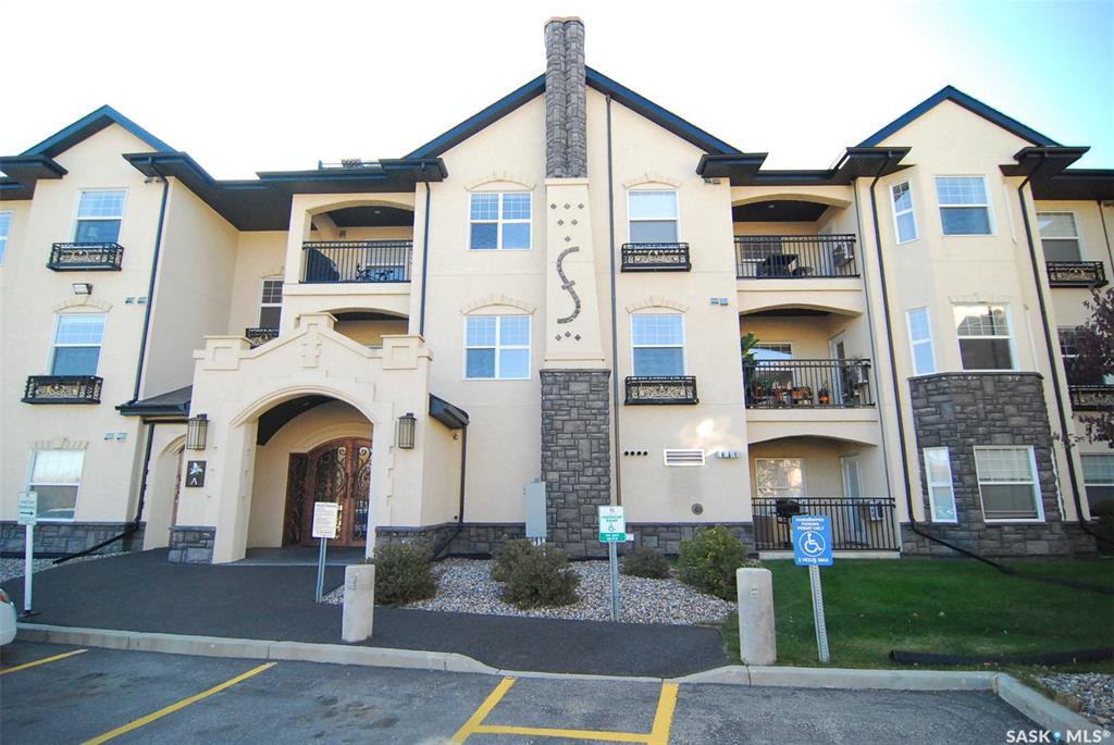 Main Photo: 101A 415 Hunter Road in Saskatoon: Stonebridge Residential for sale : MLS®# SK790704