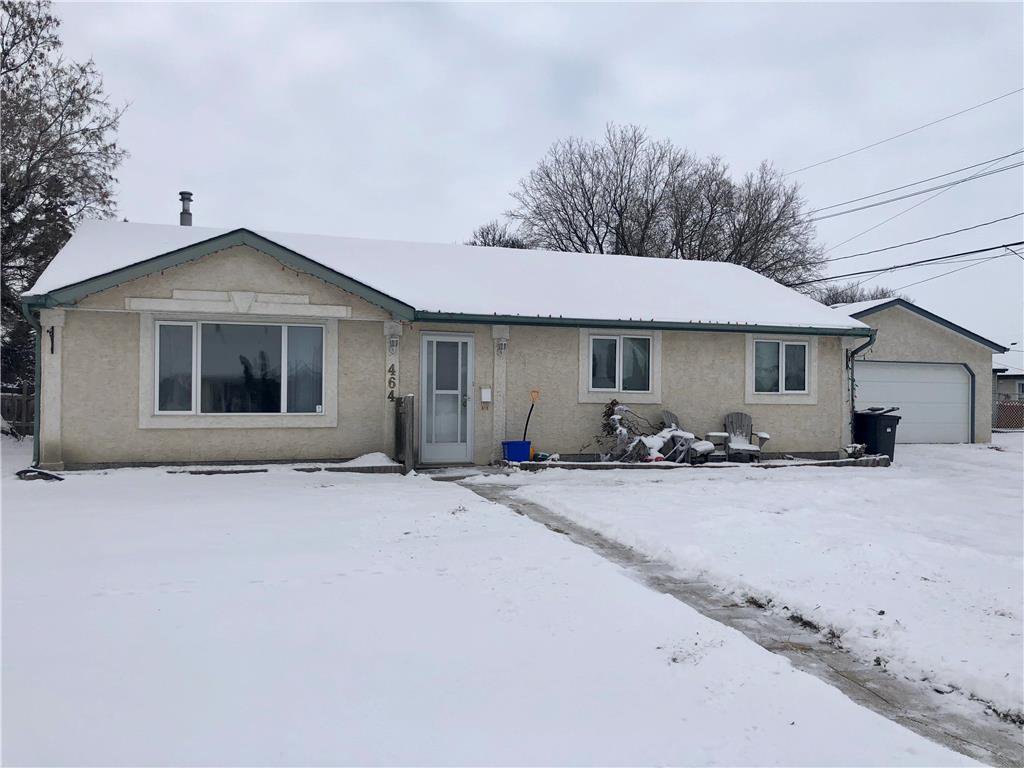 Main Photo: 464 Strathmillan Road in Winnipeg: Jameswood Residential for sale (5F) : MLS®# 1932858