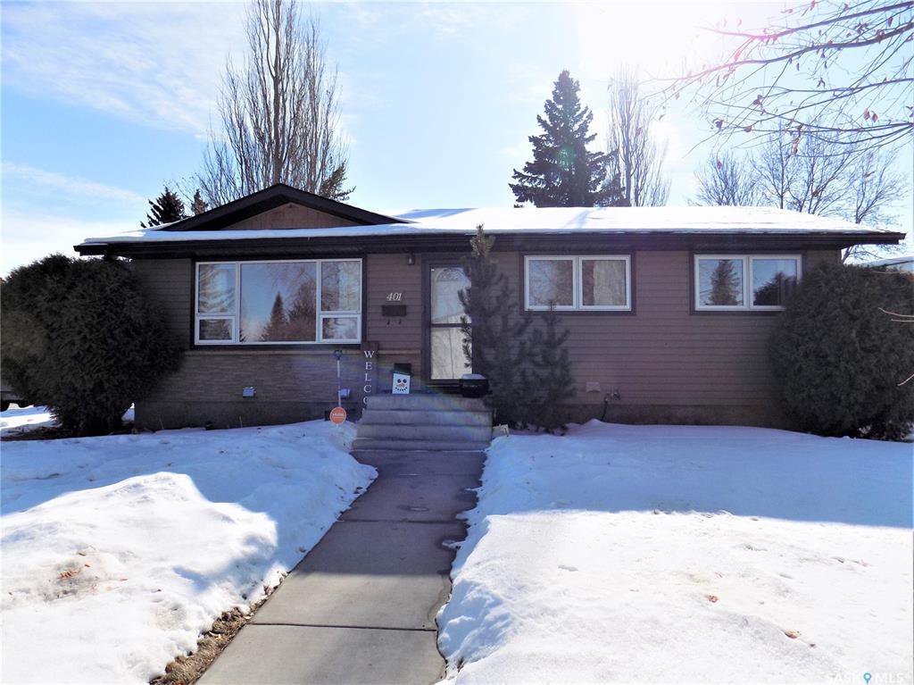 Main Photo: 401 Tache Crescent in Saskatoon: Pacific Heights Residential for sale : MLS®# SK800576