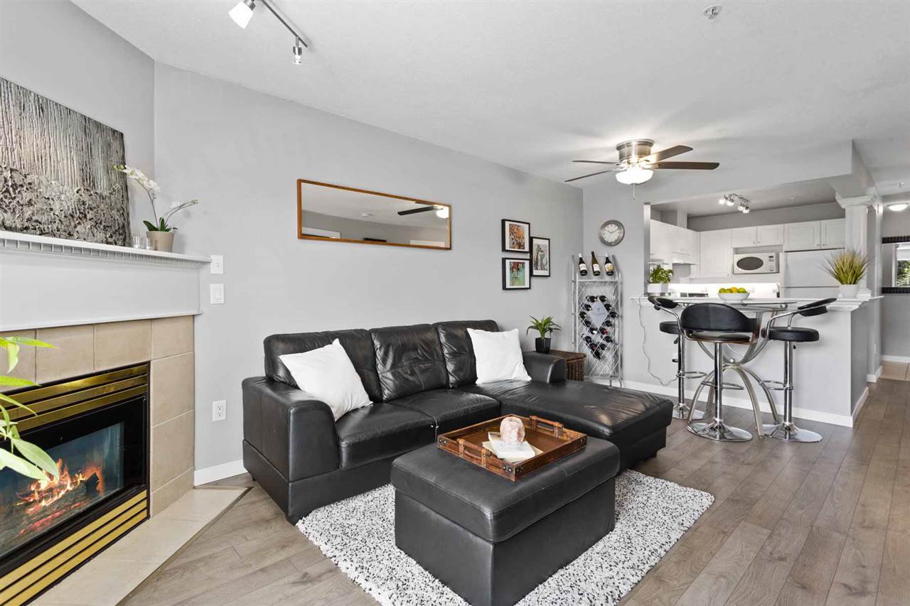 Main Photo: 311 1669 GRANT AVENUE in Port Coquitlam: Glenwood PQ Condo for sale : MLS®# R2488129