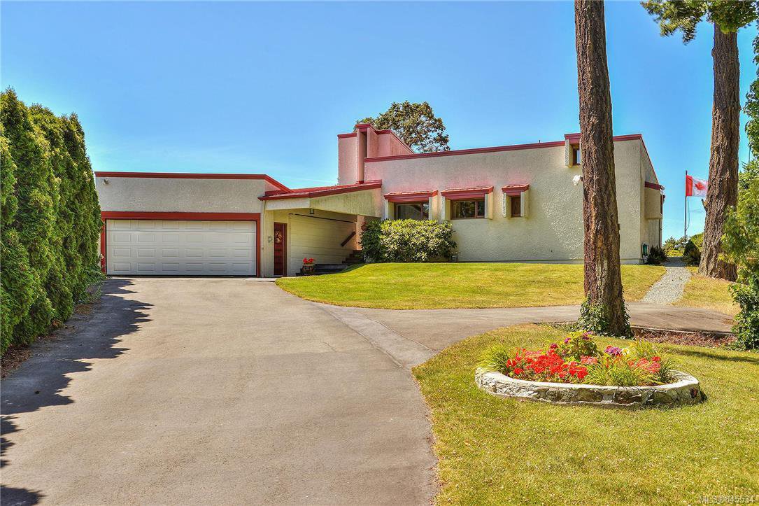 Main Photo: 2820 Shoreline Dr in : VR Glentana Single Family Detached for sale (View Royal) : MLS®# 845534