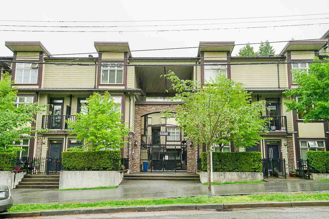 Main Photo: 101 5588 PATTERSON AVENUE in Burnaby: Central Park BS Condo for sale (Burnaby South) : MLS®# R2372054